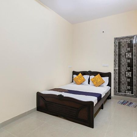 Spot On Ssr Lodging And Boarding Bangalore Exterior photo